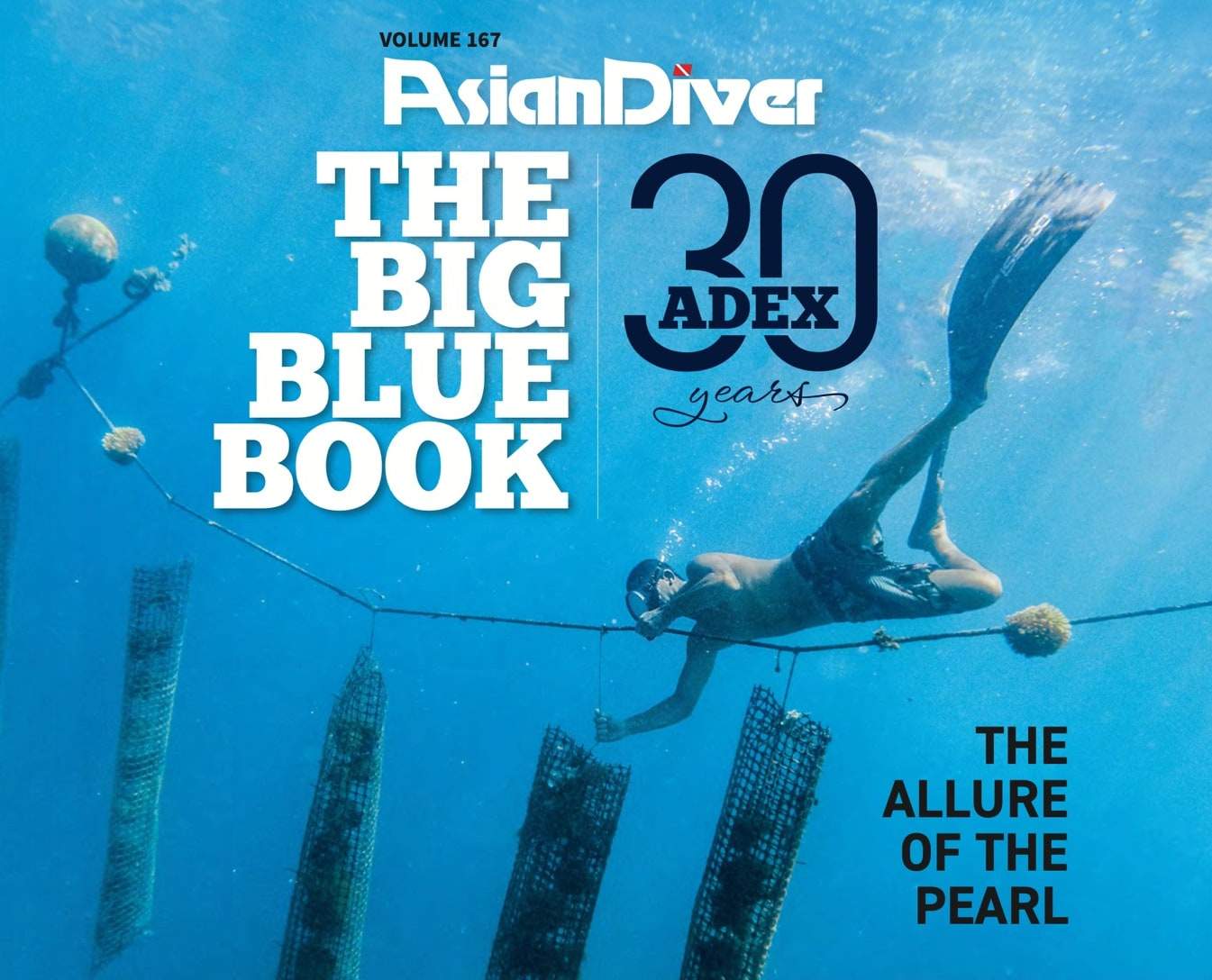 Couverture du numéro 167 d’Asian Diver, « The Big Blue Book », avec une apnéiste au-dessus de lignes de perliculture